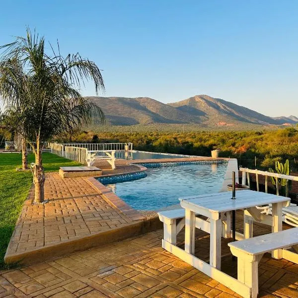 Riverview Pool Resort and Lodge, hotel i Moletlane