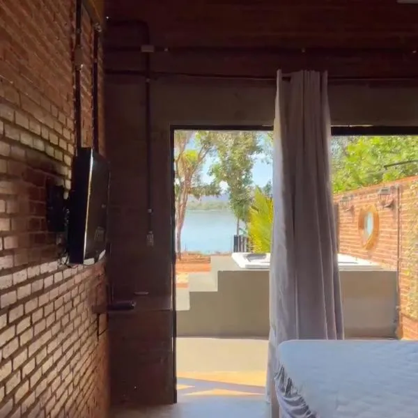 Hotel Pousada dos Ipês, hotel in Minaçu