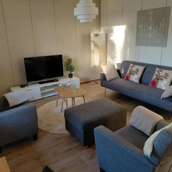 Viihtyisä huoneisto Ivalossa, hotel u gradu Inari