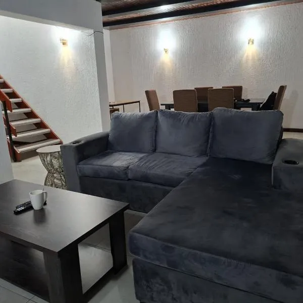 Golf Course Apartment, hotel sa Maseru