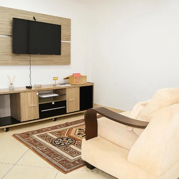 Apartamento completo e bem localizado 301, Hotel in Vitória da Conquista