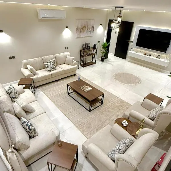 فيلا آنسي Villa Annecy, Hotel in Al-'Ula