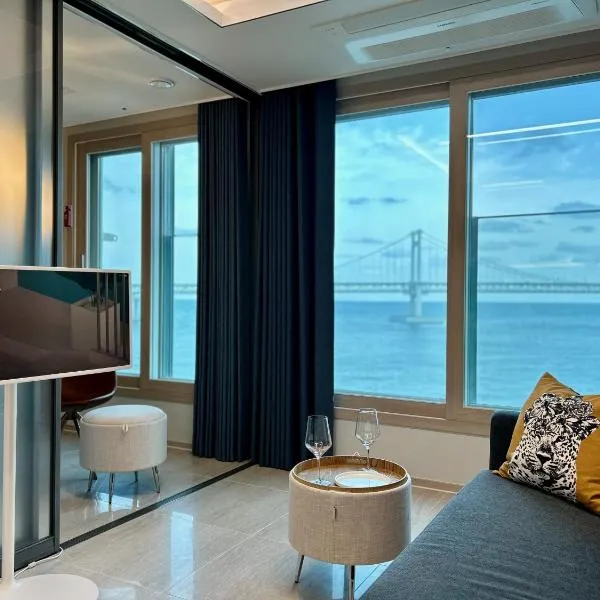 Ocean Front Apartment, ξενοδοχείο στο Μπουσάν