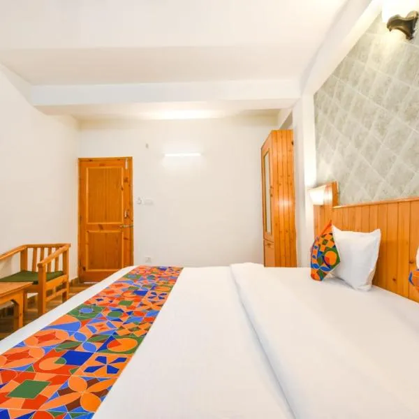 The Kanchanikoot Manali - Best Property !! Luxury Rooms !! Parking !! Couple Friendly !! Budget Friendly, hotel en Manali