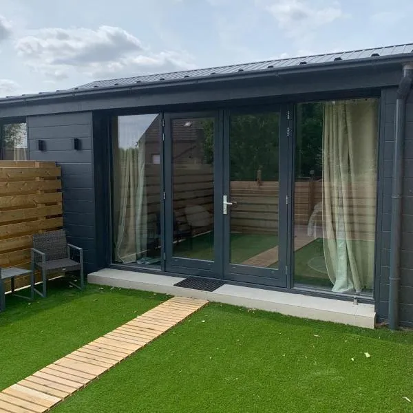 Farmhouse Bintje met Airco, Hotel in Westdorpe