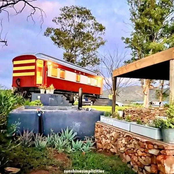 The Red Caboose Train Carriage, hotel en McGregor