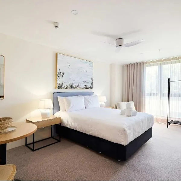 Queen Studios with Sofa Bed at Manly - 3min walk to Corso & Manly Beach, hotel Sydneyben