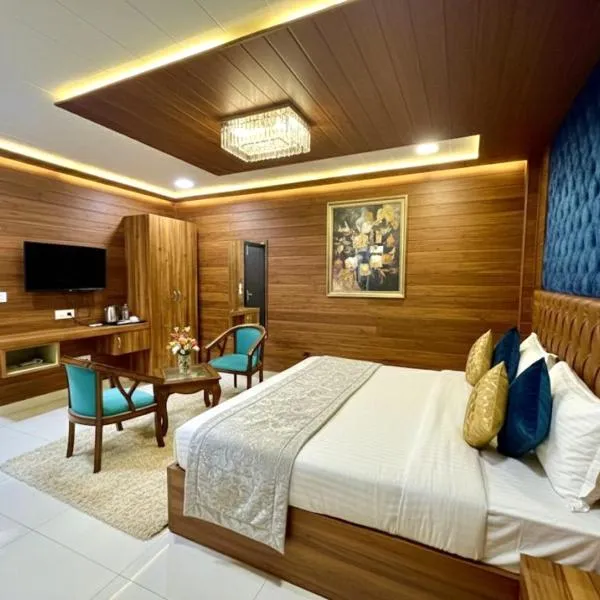 Hotel Elegant Bellemount Plaza A Family Hotel, hotell sihtkohas Etāwah