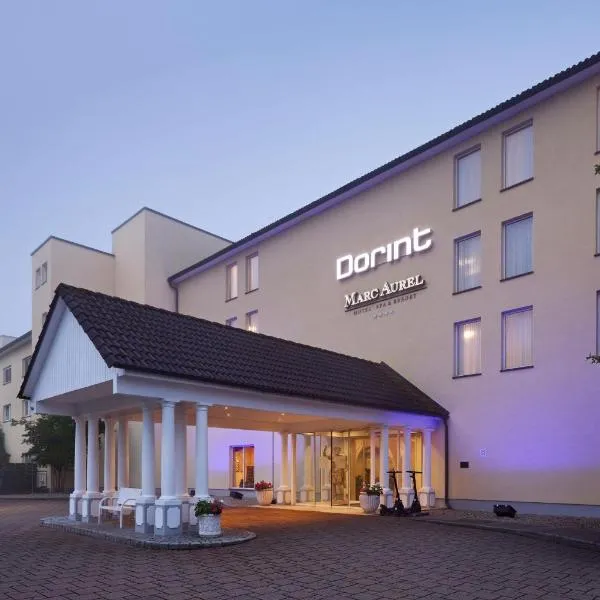 Dorint MARC AUREL Spa & Golf Resort، فندق في باد غوغنغ