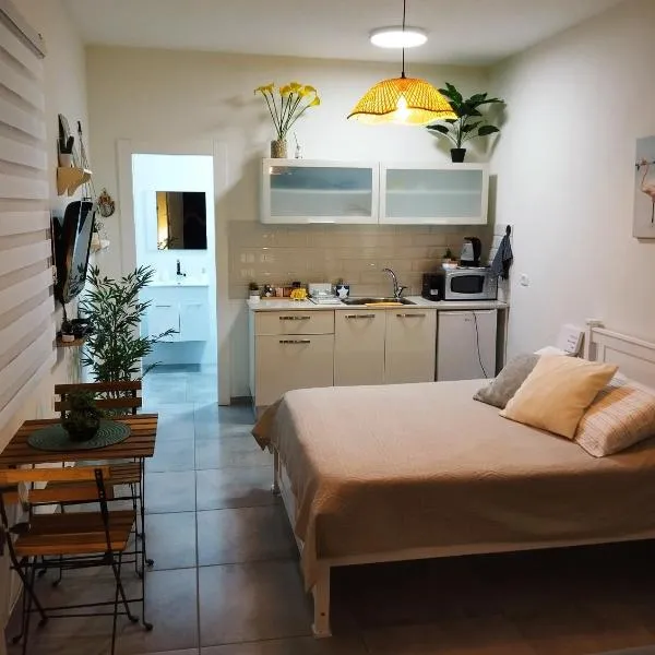 Dekel Dom Baharava, hotel v mestu Beʼer Ora