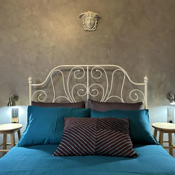 RedDoor Apartment 11 FreeParking, Hotel in Riga