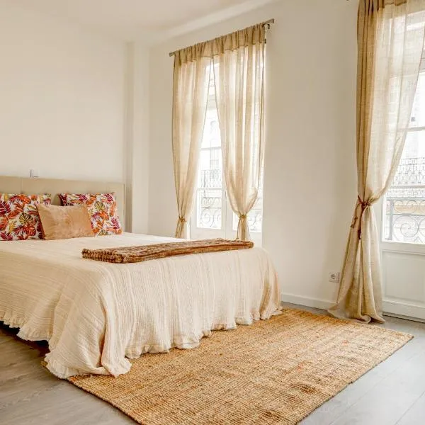 Elegant City House Moderno no Centro da Cidade, hotel en Chaves