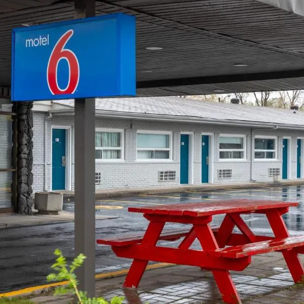 Motel 6 Cornwall, ON, hotel en Cornwall