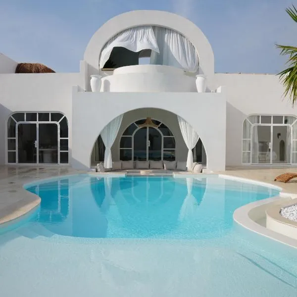 Pool Villa Daya，位于拉斯阿尔卡麦的酒店