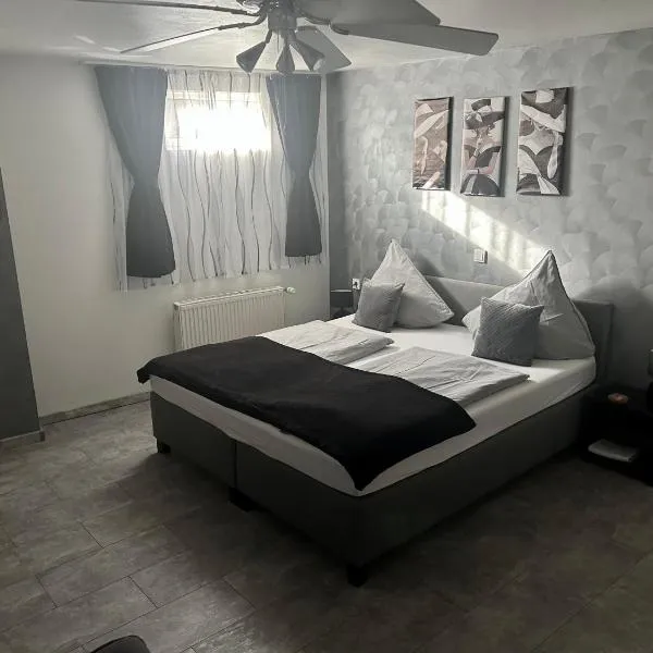 Mikroapartments Klarenthal，位于萨尔布吕肯的酒店