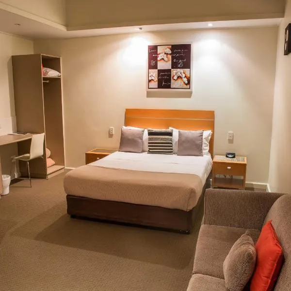 Burkes Hotel Motel, ξενοδοχείο σε Yarrawonga