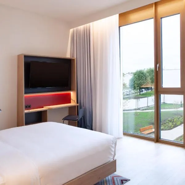 Hampton By Hilton Stuttgart Airport, hotel in Filderstadt