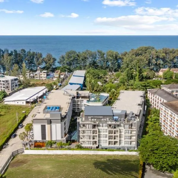 Modern 1506 Condo in Wyndham Gardens on the beach, hotel in Nai Thon Beach