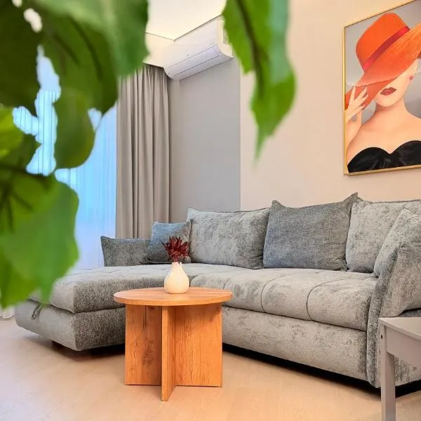 Sweet Escape - Stylish Apartments in North Bucharest, מלון בVoluntari
