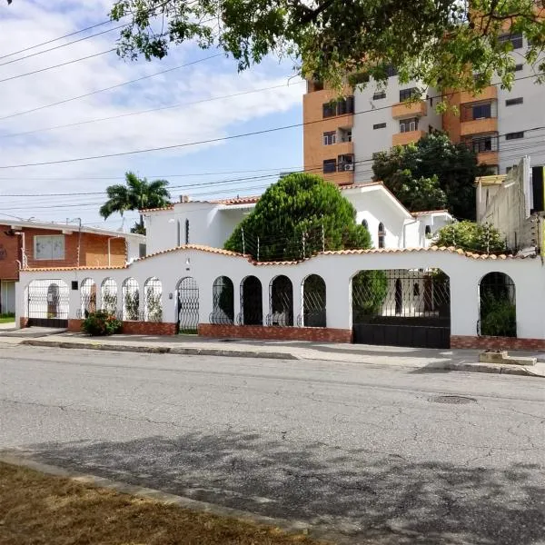 Amplío Hogar Cerca del Sambil, hotel v destinaci Barquisimeto