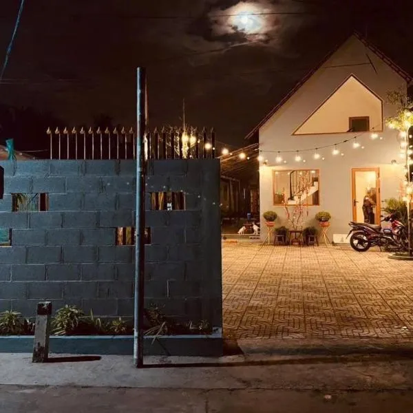 T-House Homestay Tiền Giang, Hotel in Bến Tranh