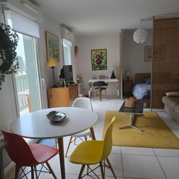 Studio spacieux villa Morny, hotel en Deauville