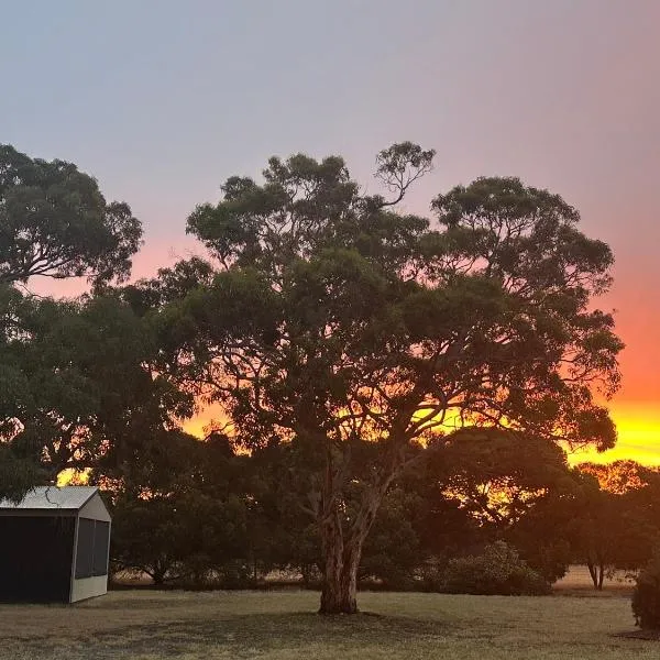 CandE’s Guesthouse, hotel in Kingscote