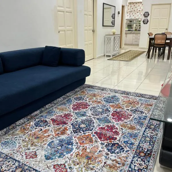 Magnolia 3 Homestay, Hotel in Kampung Raja