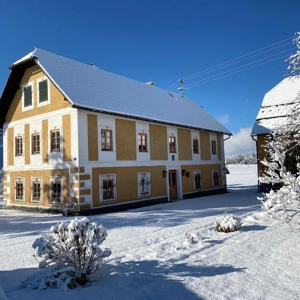 Temelhof - Landhaus mit Sauna und Kamin, hotel in Sittersdorf