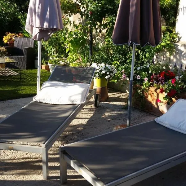 La Tuiliere, hotel in Saint-Laurent-du-Var