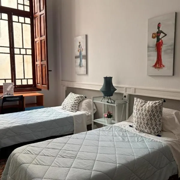 The Cathedral Hostel, Hotel in Murcia