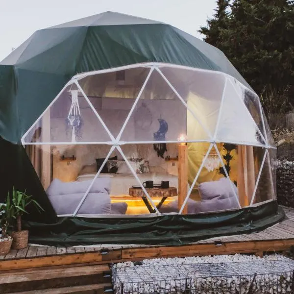 Seed Domo Tarifa, отель в городе Бетис