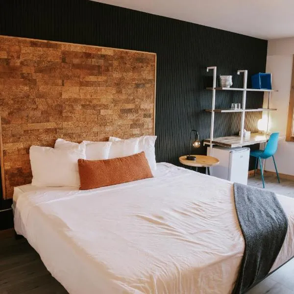 Adrift Hotel, готель у місті Лонг-Біч