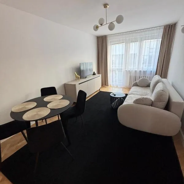PRZYMORZE APARTAMENT,blisko park Regana, plaża, khách sạn ở Gdańsk
