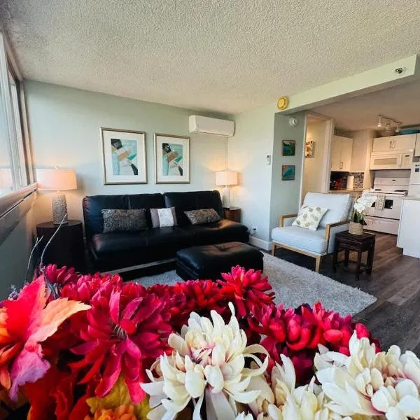 Relaxing Island Colony Waikiki High-Rise 1BR with Split AC & Full Kitchen – hotel w mieście Honolulu