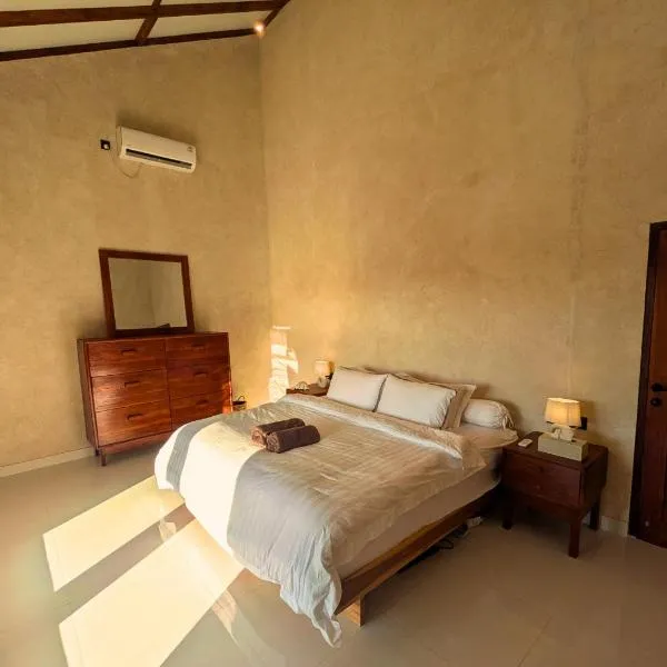 Koe Koe Villa, hotel in Nembrala