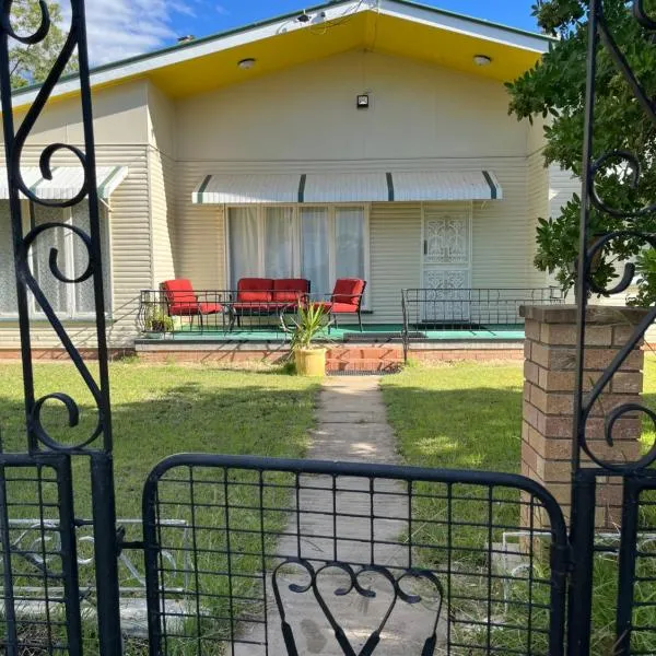 The Retro Rest, готель в Блеколлі