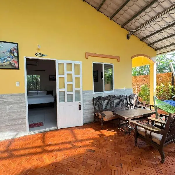 Mi Nhon Em Hotel Muine, hotel v destinaci Mũi Né