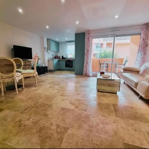 appartement en centre ville, hotel a Sainte-Maxime