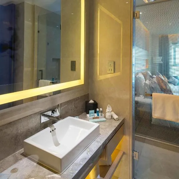 NOVOTEL Jinji Lake Suzhou SIP、蘇州市のホテル