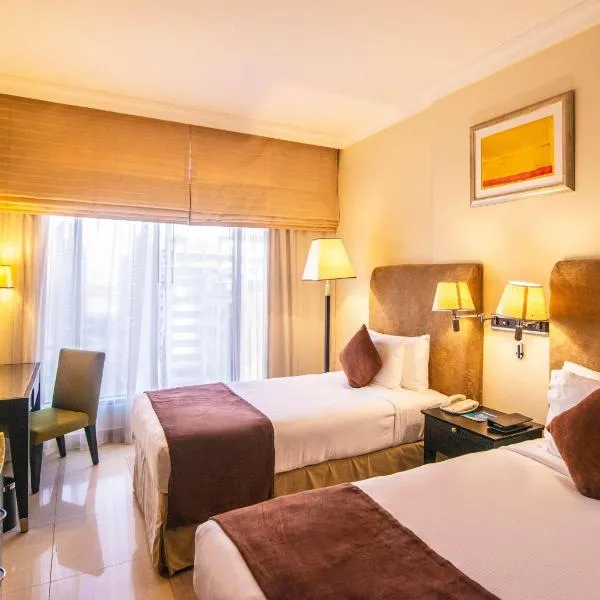 Mercure Dubai Barsha Heights Hotel Suites And Apartments, hotel no Dubai