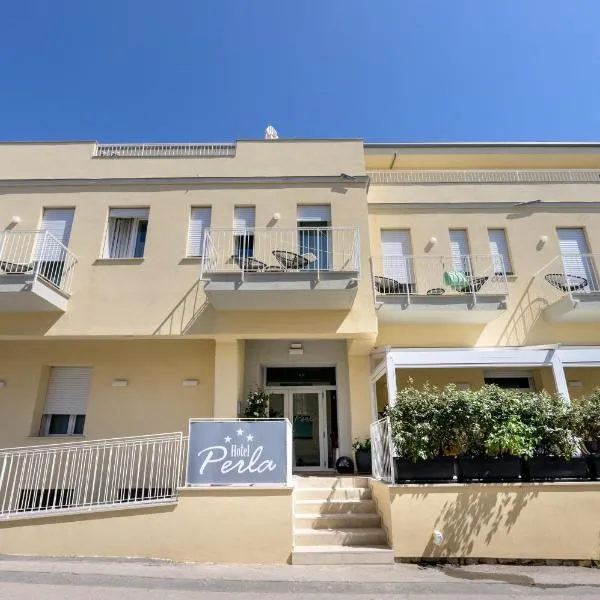 Hotel Perla, hotel v destinaci Castiglione della Pescaia