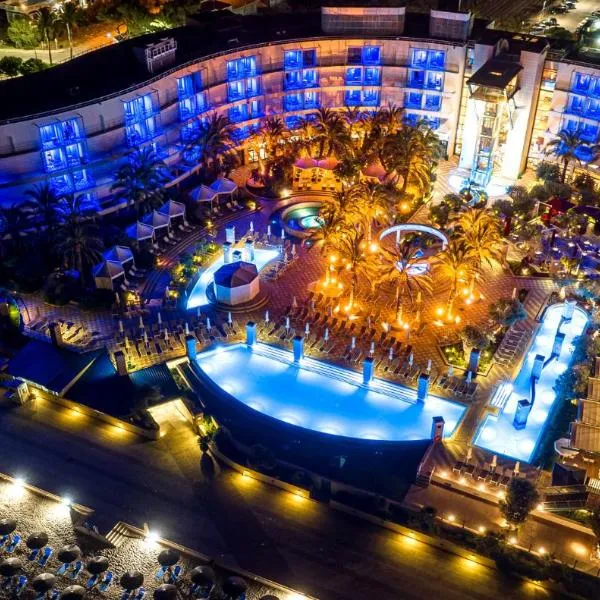 Club Hotel Casino Loutraki, hôtel à Loutraki