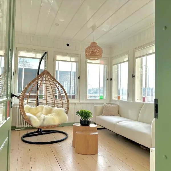 Lake stay in Viljandi with Parking, hotel u gradu Viljandi