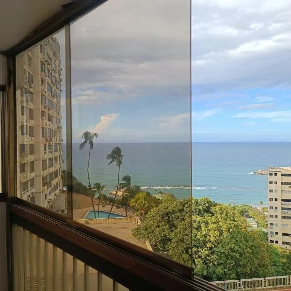 Apartamento cerca del aeropuerto con vistas al mar, hotel di Maiquetía