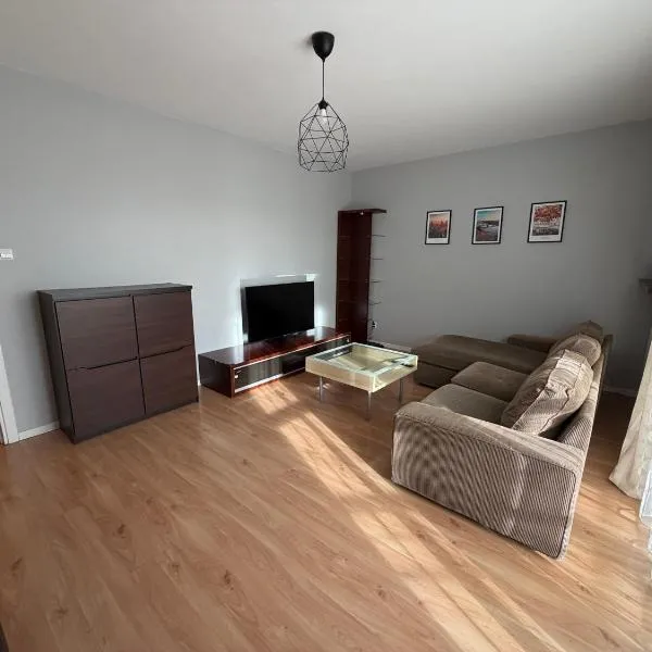 Metro Kondratowicza Apartment Malborska Targówek Warsaw – hotel w Warszawie