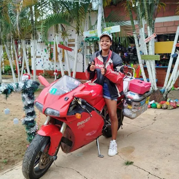 Hostal VILLA JULIANA, hotel v destinaci Los Manguitos