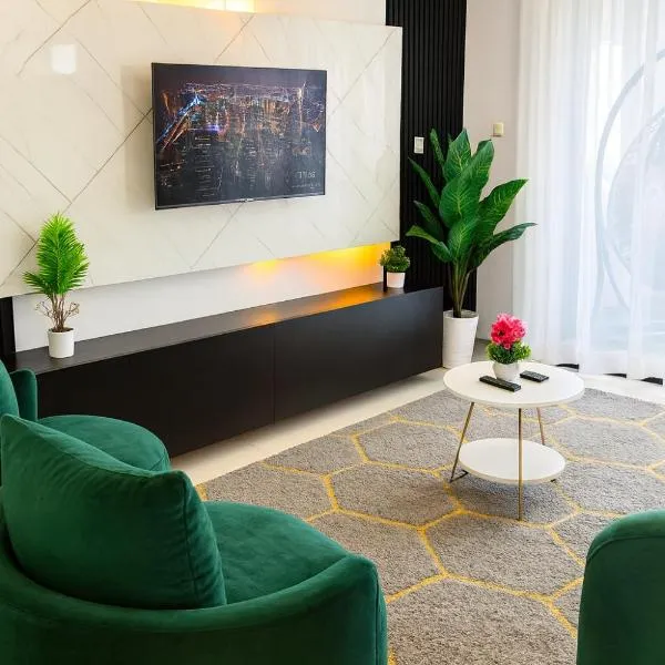 Nova Stays 1-Bedroom Apartment with Private Pool & Uninterrupted Seaview, ξενοδοχείο στη Μομπάσα