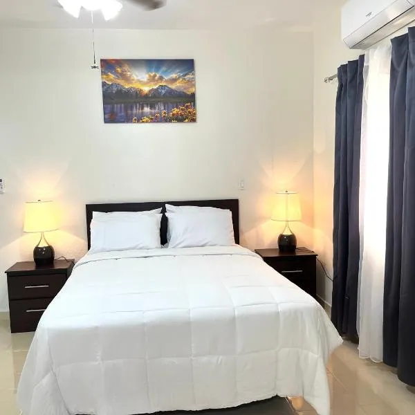 Luxury GuestHouse Suites, hotel em Cabo Haitiano
