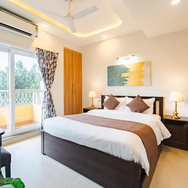 Lush View 2BHK Apartments in Candolim, ξενοδοχείο σε Candolim